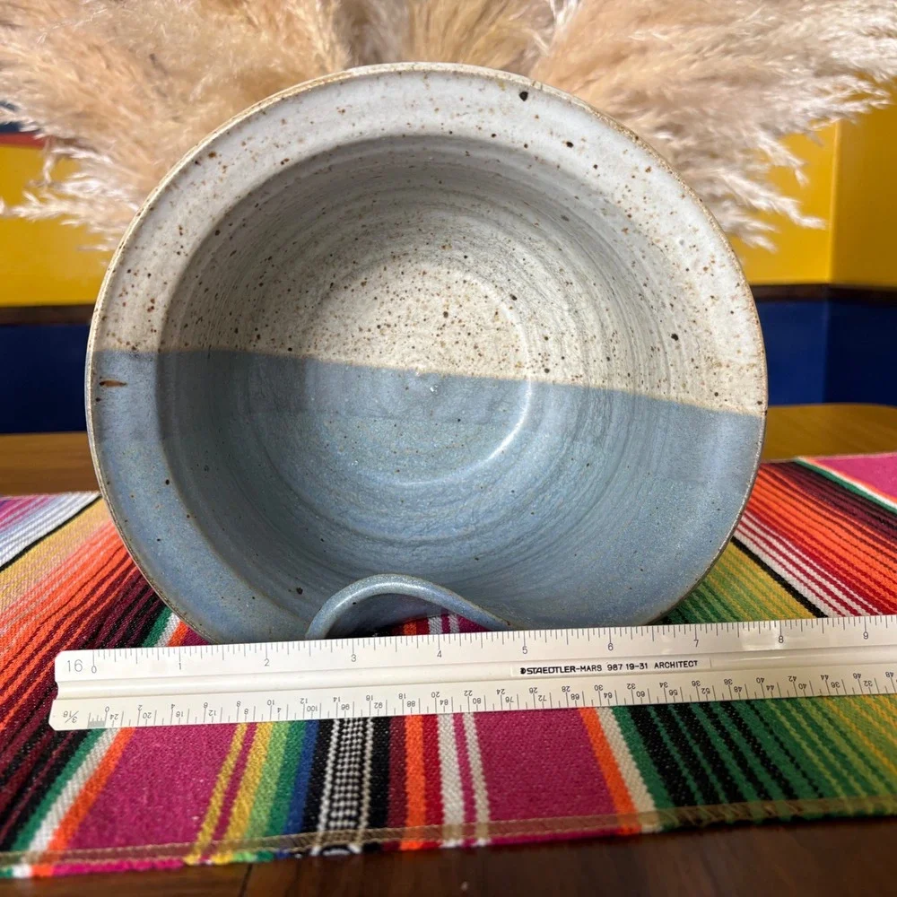Studio Pottery Batter Bowl Blue Cream Speckled Glaze Stoneware Mixing Spout 7in